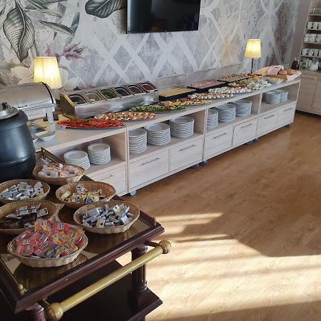 Hotel Mikulski Gliwice Esterno foto