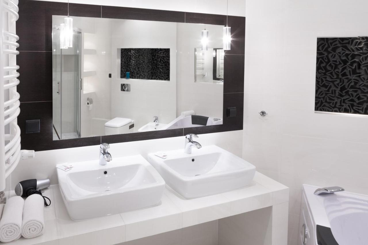 Hotel Mikulski Gliwice Esterno foto