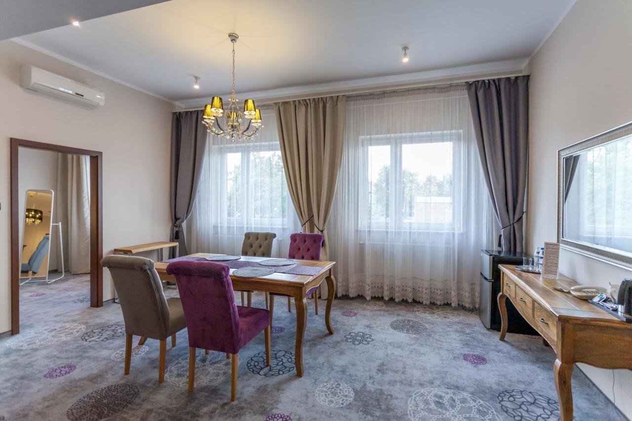 Hotel Mikulski Gliwice Esterno foto